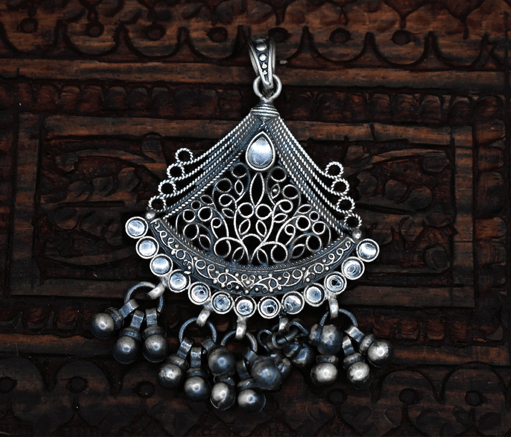 Wire Intricate Tribal Style White Cut-stone Silver Pendent - Chaitanya Jewels